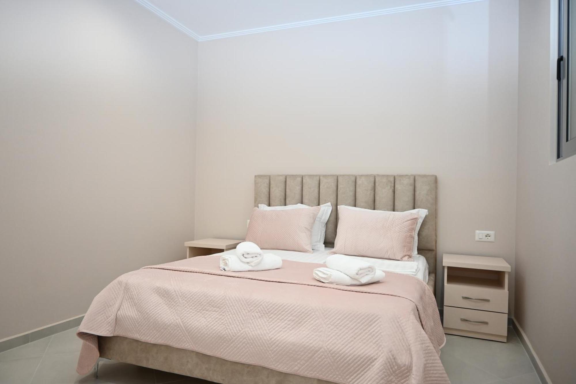 Eleana'S Apartament Saranda Chambre photo