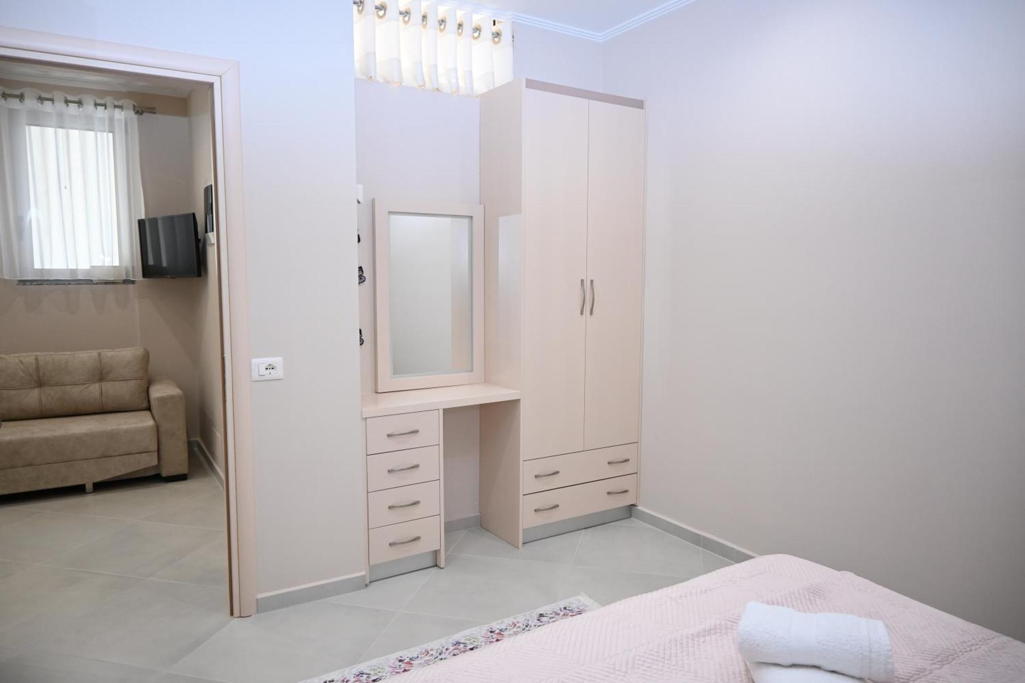 Eleana'S Apartament Saranda Extérieur photo